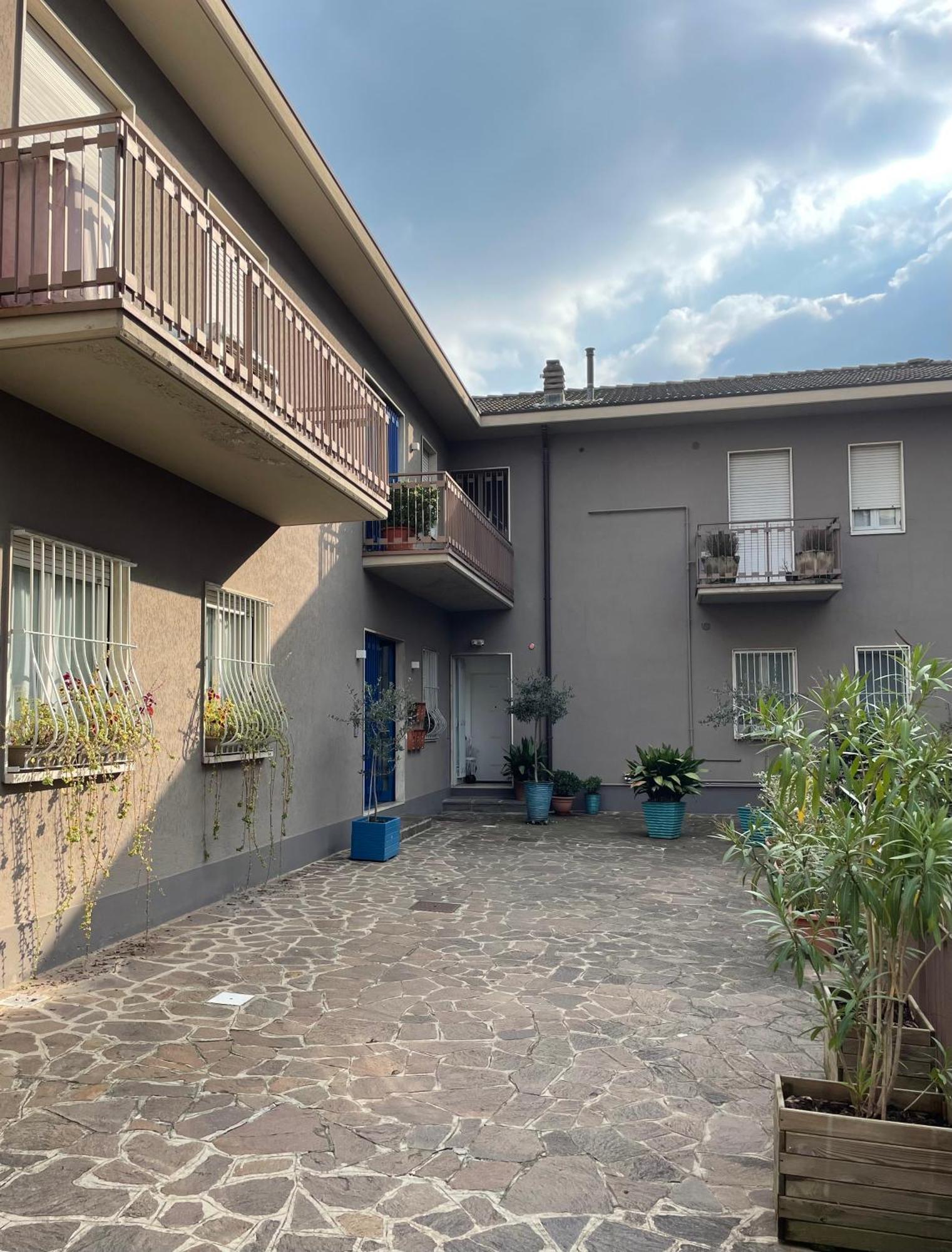 Giove Apartment - Nuova Apertura 贝尔加莫 外观 照片